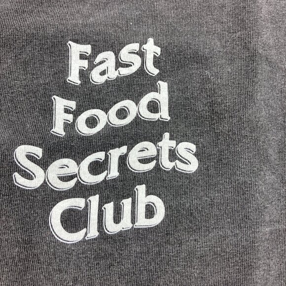 FAST FOOD SECRETS CLUB GRAPHIC T-SHIRT - Picture 3 of 4